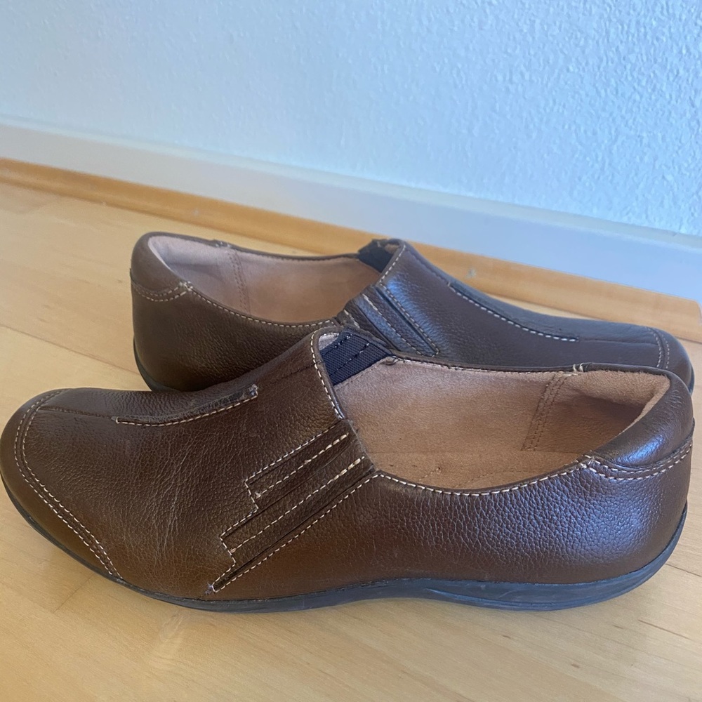 Never Worn Naturalizer Fiona Slip On Shoes